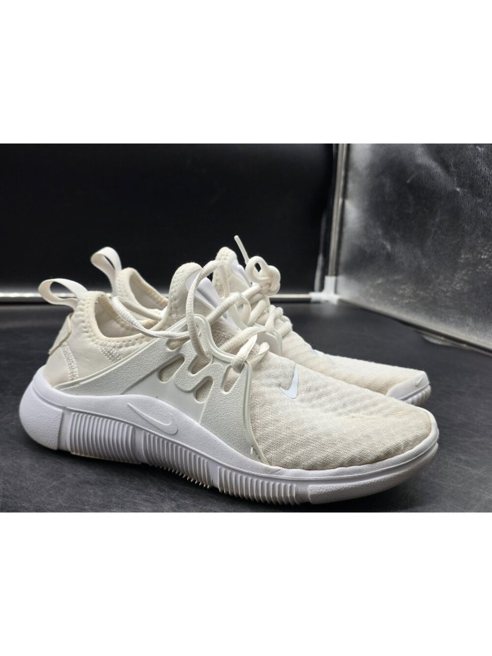 Nike Shoes Womens Size 6.5 White Acalme Mesh Running Sneakers Stained AQ7459-100
